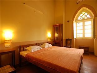 Royal Phoenix Inn Panadzsi Kültér fotó